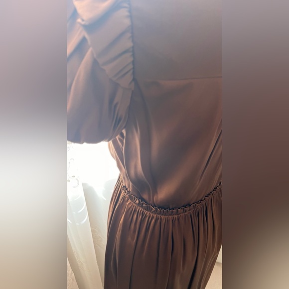 BCBG MazAzria 100% silk brown (bronze) dress with beautiful details. Size 6 - Picture 4 of 5